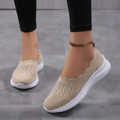 Nelya - Lightweight Orthopedic Sneakers
