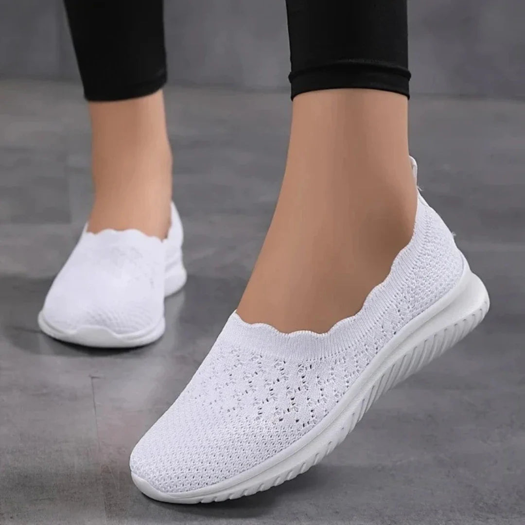 Nelya - Lightweight Orthopedic Sneakers