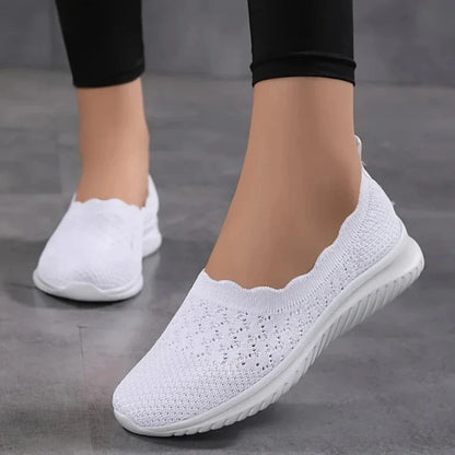 Nelya - Lightweight Orthopedic Sneakers